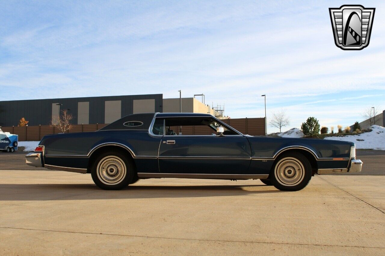 Lincoln-Continental-Berline-1976-7