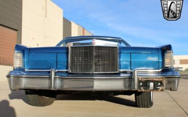 Lincoln-Continental-Berline-1976-9