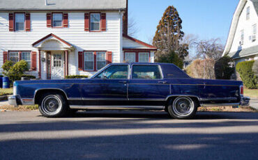 Lincoln-Continental-Berline-1979-2