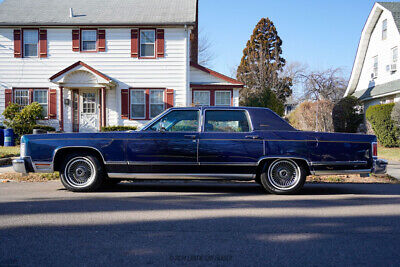 Lincoln-Continental-Berline-1979-2