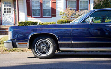 Lincoln-Continental-Berline-1979-3