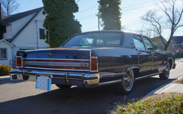 Lincoln-Continental-Berline-1979-7