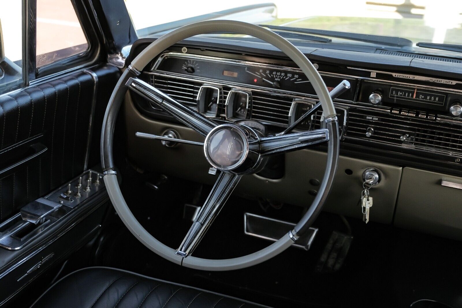 Lincoln-Continental-Coupe-1964-19