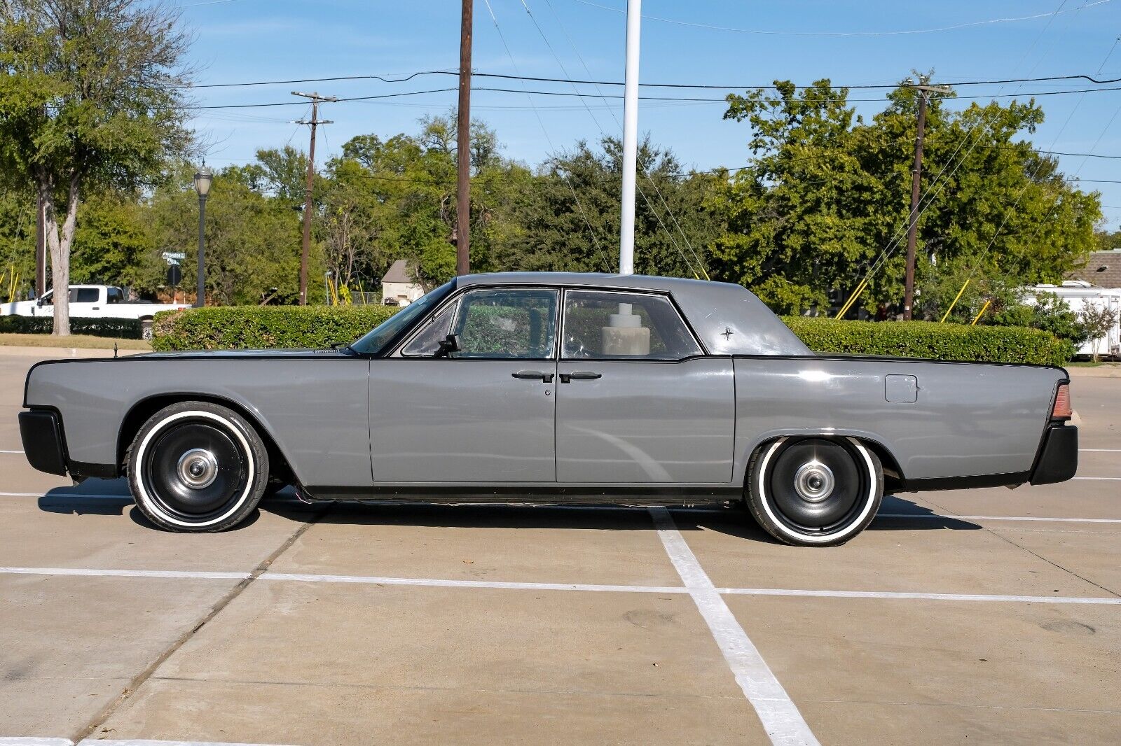 Lincoln-Continental-Coupe-1964-26