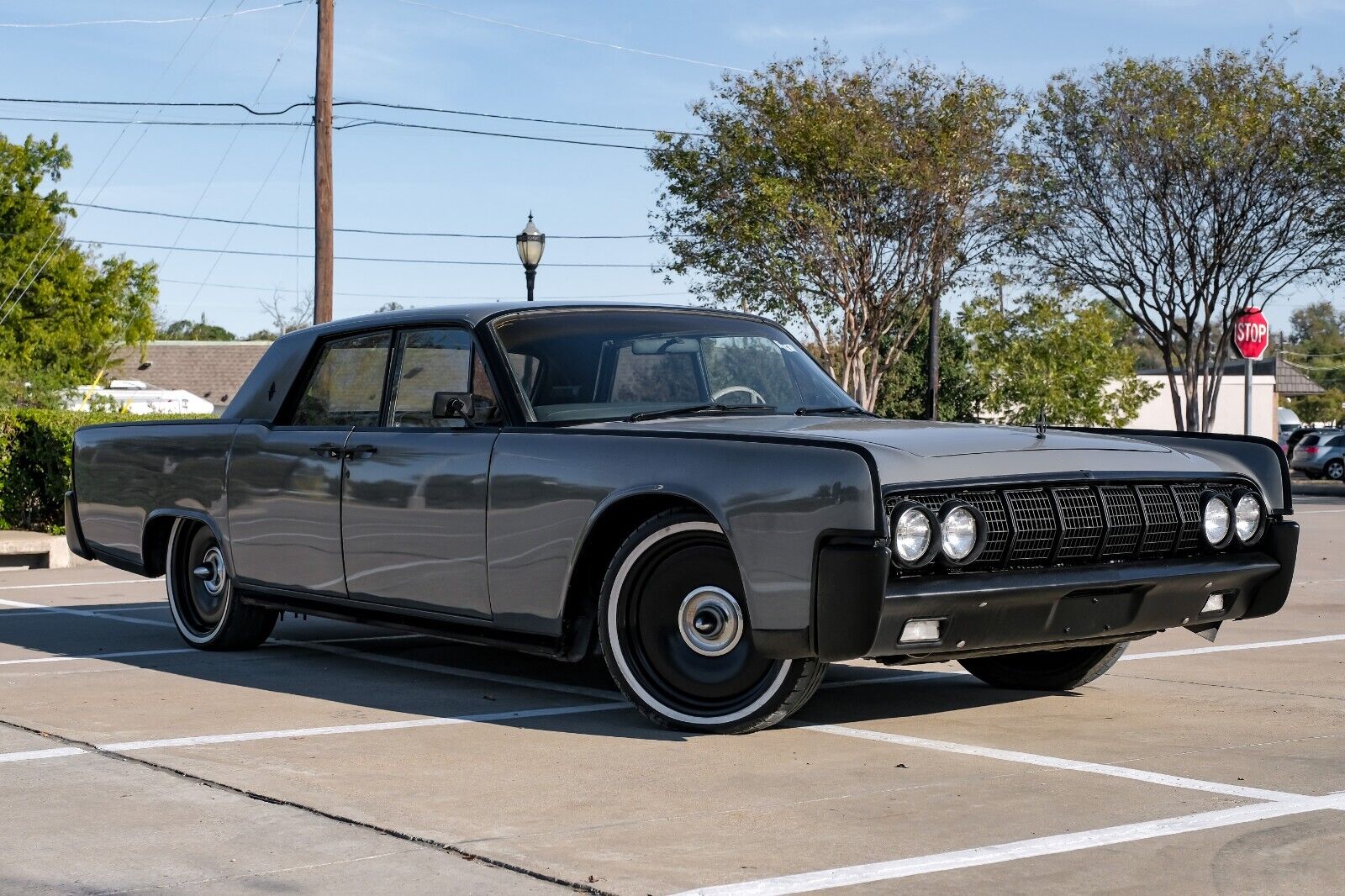 Lincoln-Continental-Coupe-1964-33