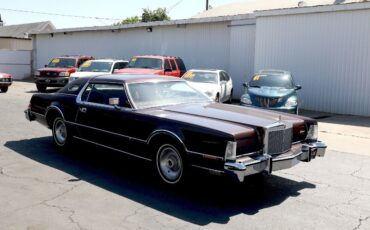 Lincoln-Continental-Coupe-1976-5