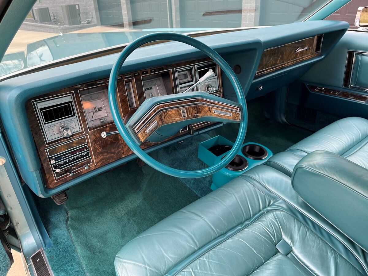 Lincoln-Continental-Coupe-1979-10