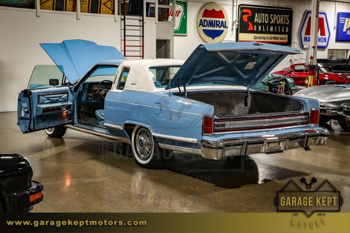 Lincoln-Continental-Coupe-1979-2