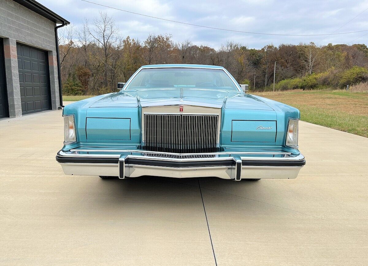 Lincoln-Continental-Coupe-1979-3