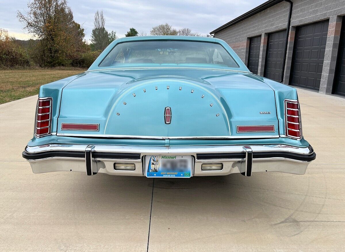 Lincoln-Continental-Coupe-1979-4