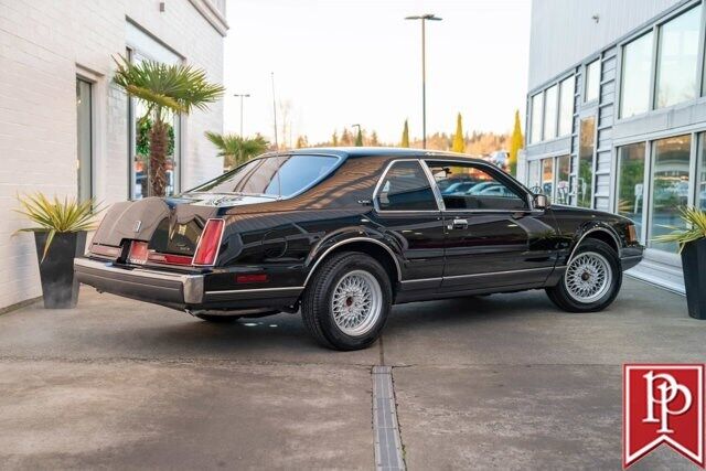 Lincoln-Continental-MK-VII-Coupe-1985-12