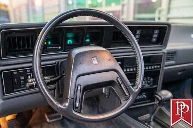 Lincoln-Continental-MK-VII-Coupe-1985-22