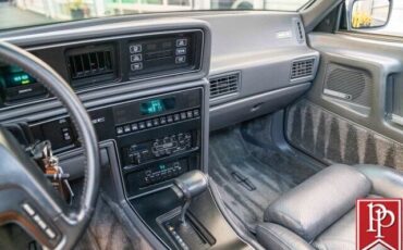 Lincoln-Continental-MK-VII-Coupe-1985-26