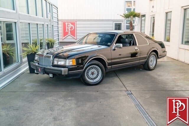 Lincoln Continental MK VII Coupe 1985 à vendre