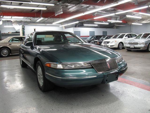 Lincoln-Mark-Series-1995-11