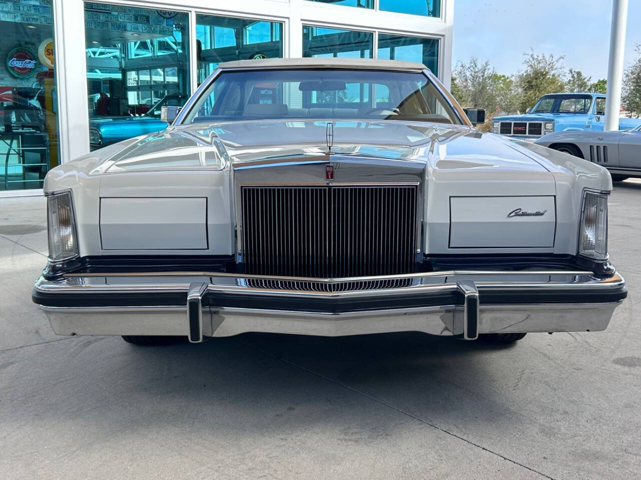 Lincoln-Mark-Series-Coupe-1979-1