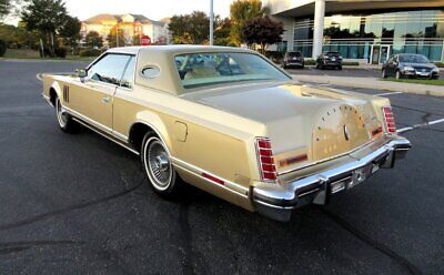 Lincoln-Mark-Series-Coupe-1979-2