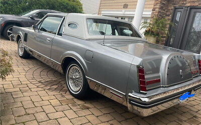 Lincoln-Mark-Series-Coupe-1983-6