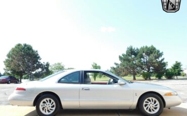 Lincoln-Mark-Series-Coupe-1995-6