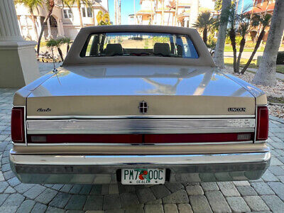 Lincoln-Town-Car-Berline-1989-23