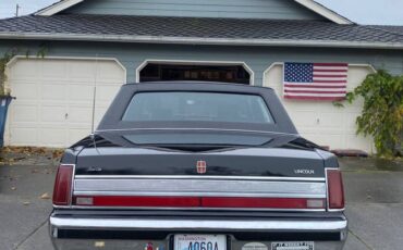 Lincoln-Town-car-1989-2