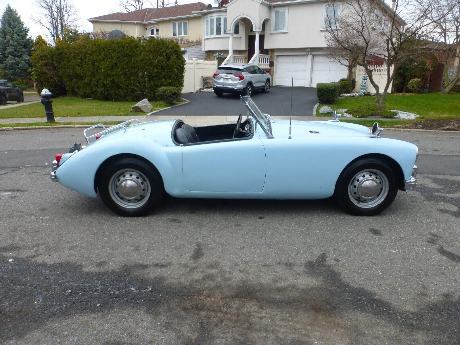 MG-MGA-Cabriolet-1957-3