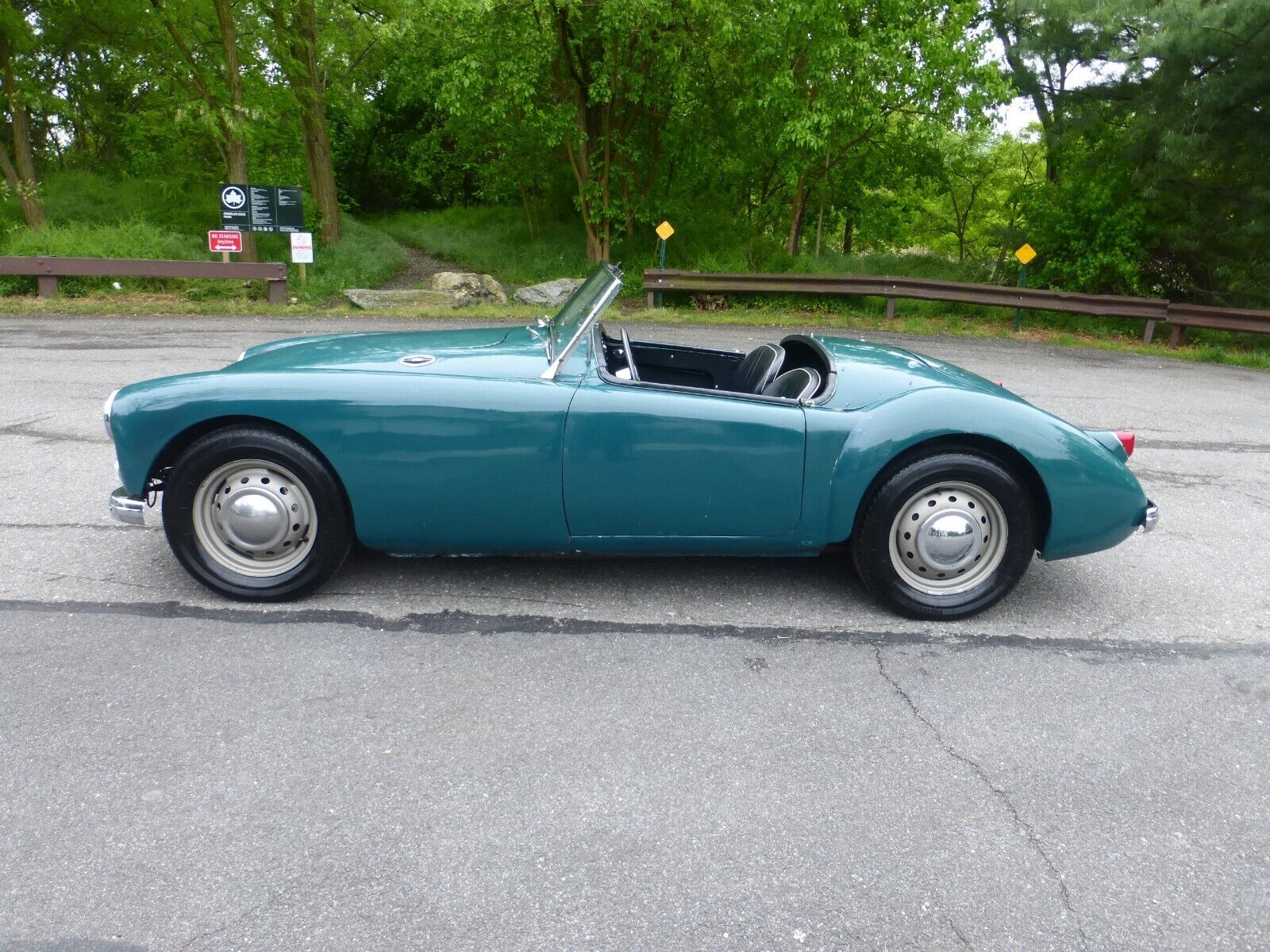 MG-MGA-Cabriolet-1962-1