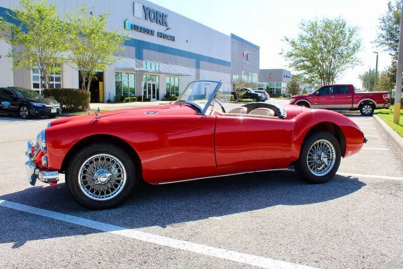 MG-MGA-Cabriolet-1962-7