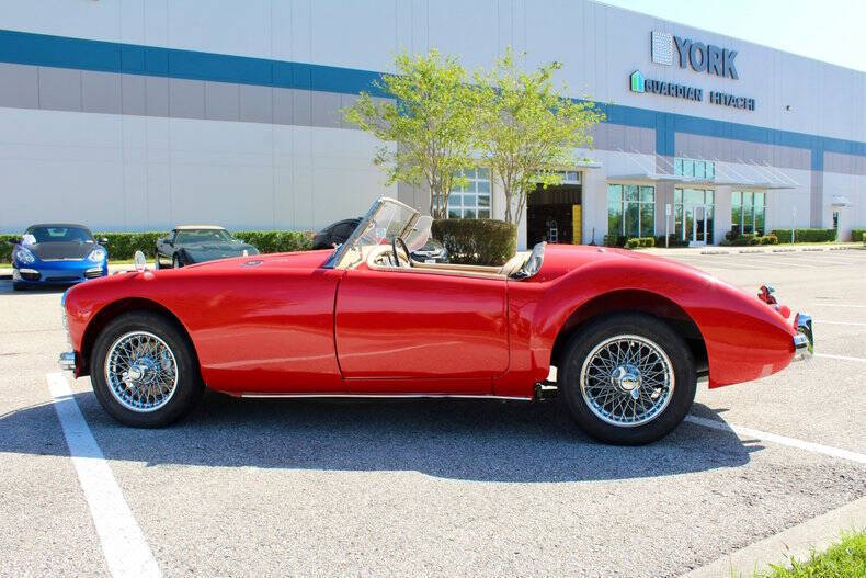 MG-MGA-Cabriolet-1962-8