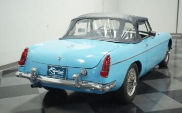 MG-MGB-Cabriolet-1965-10