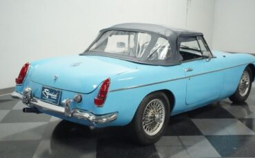 MG-MGB-Cabriolet-1965-11