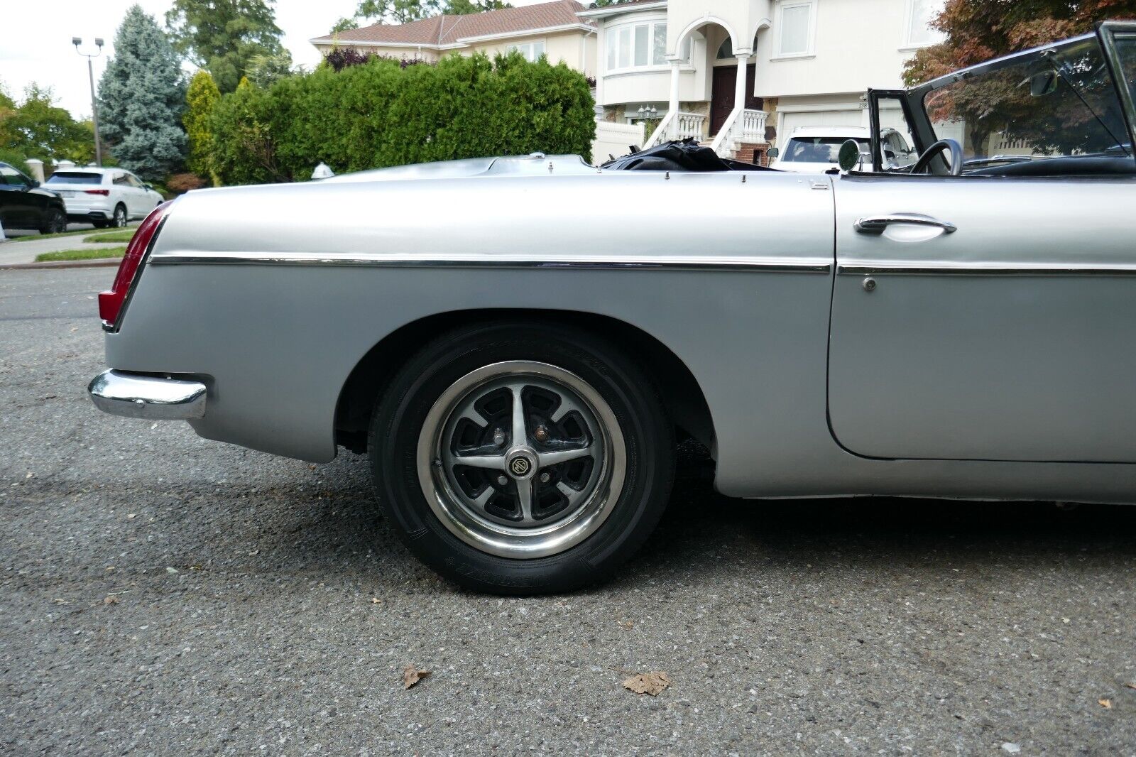 MG-MGB-Cabriolet-1966-11