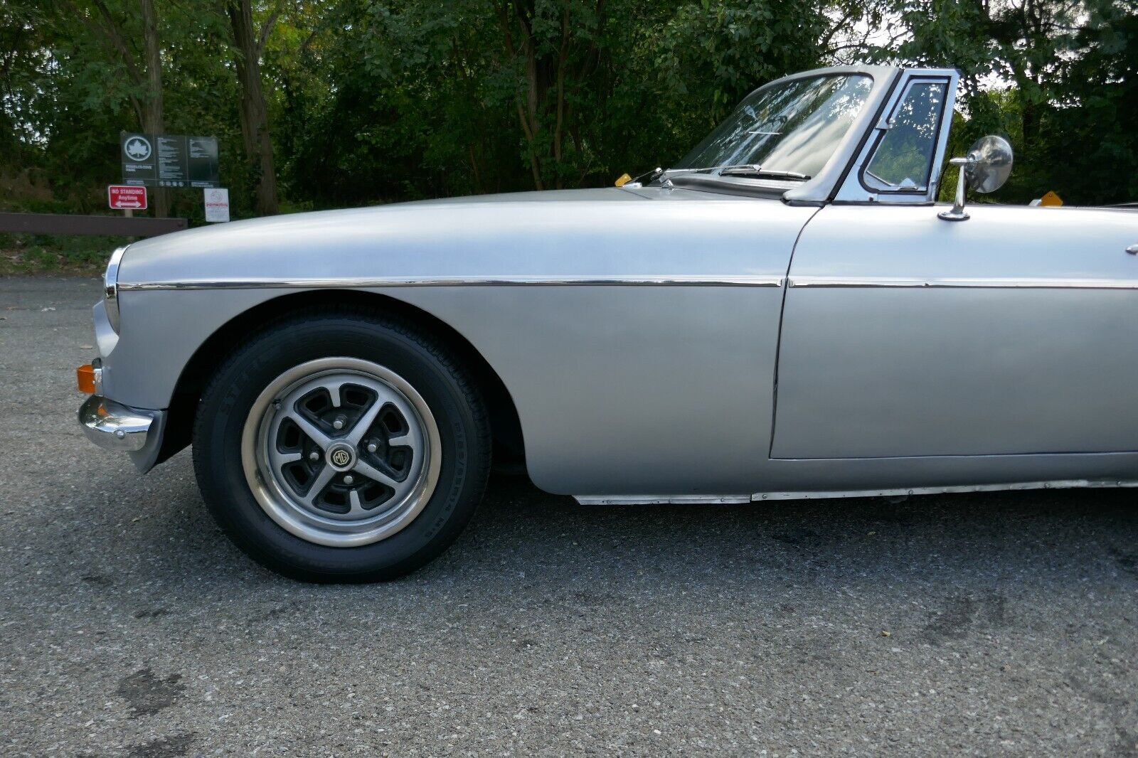 MG-MGB-Cabriolet-1966-7