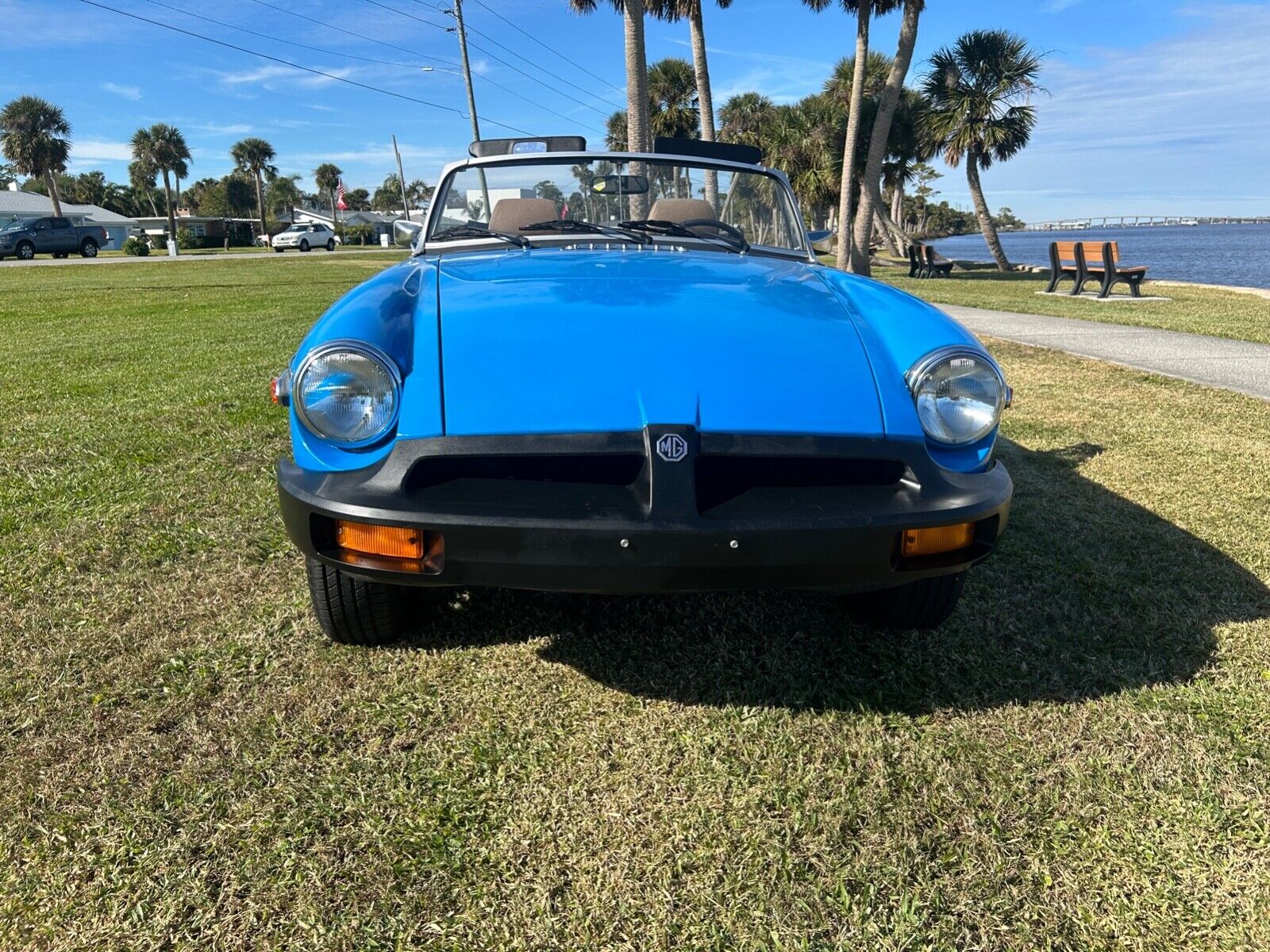 MG-MGB-Cabriolet-1979-1