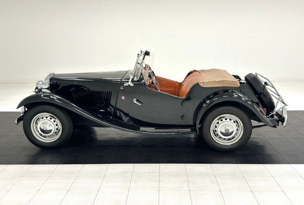 MG-T-Series-Cabriolet-1951-3