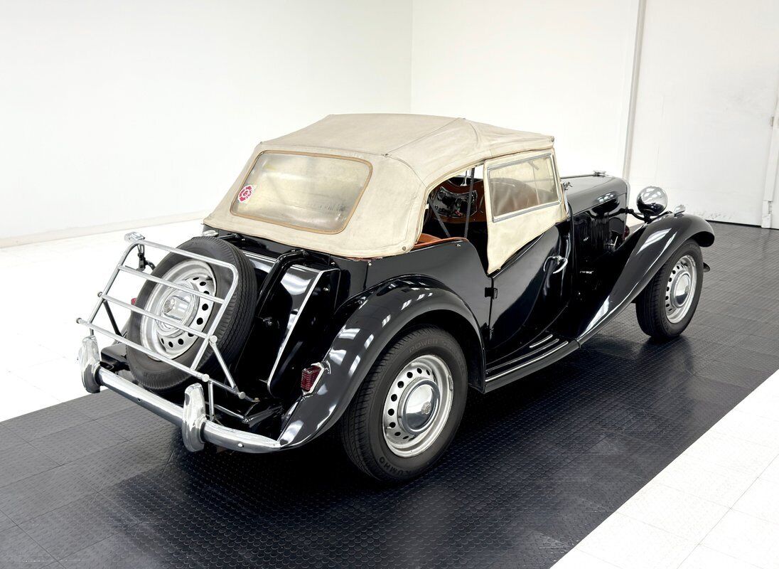 MG-T-Series-Cabriolet-1951-7