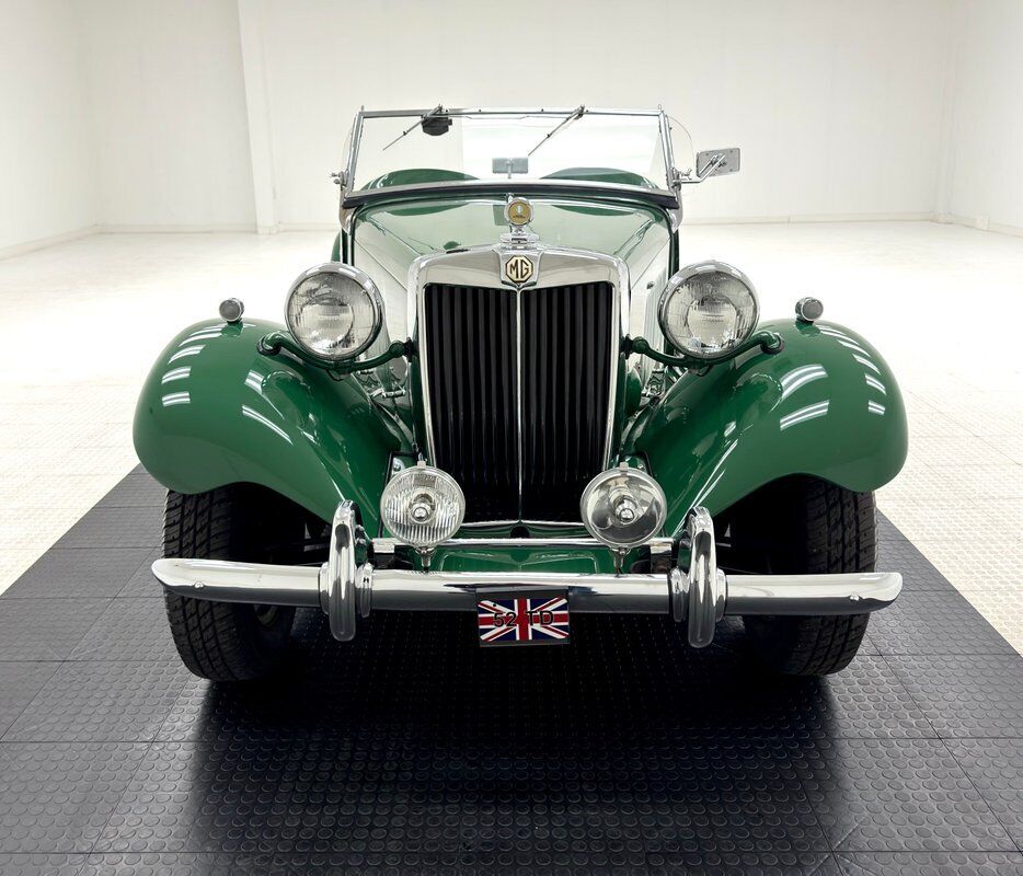 MG-T-Series-Cabriolet-1952-10