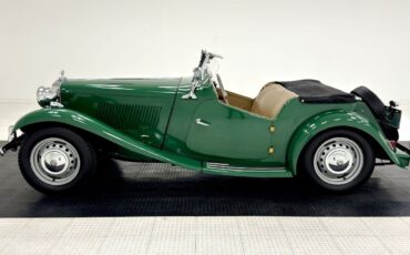 MG-T-Series-Cabriolet-1952-3