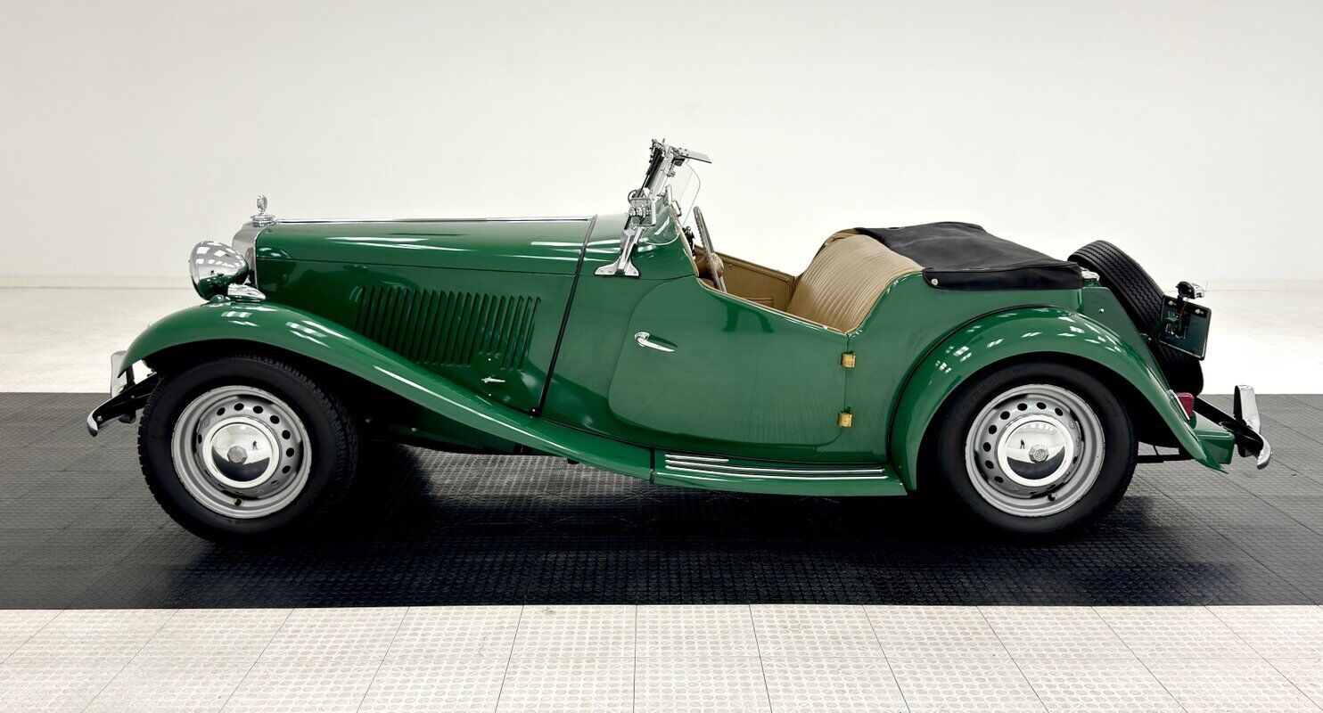 MG-T-Series-Cabriolet-1952-3