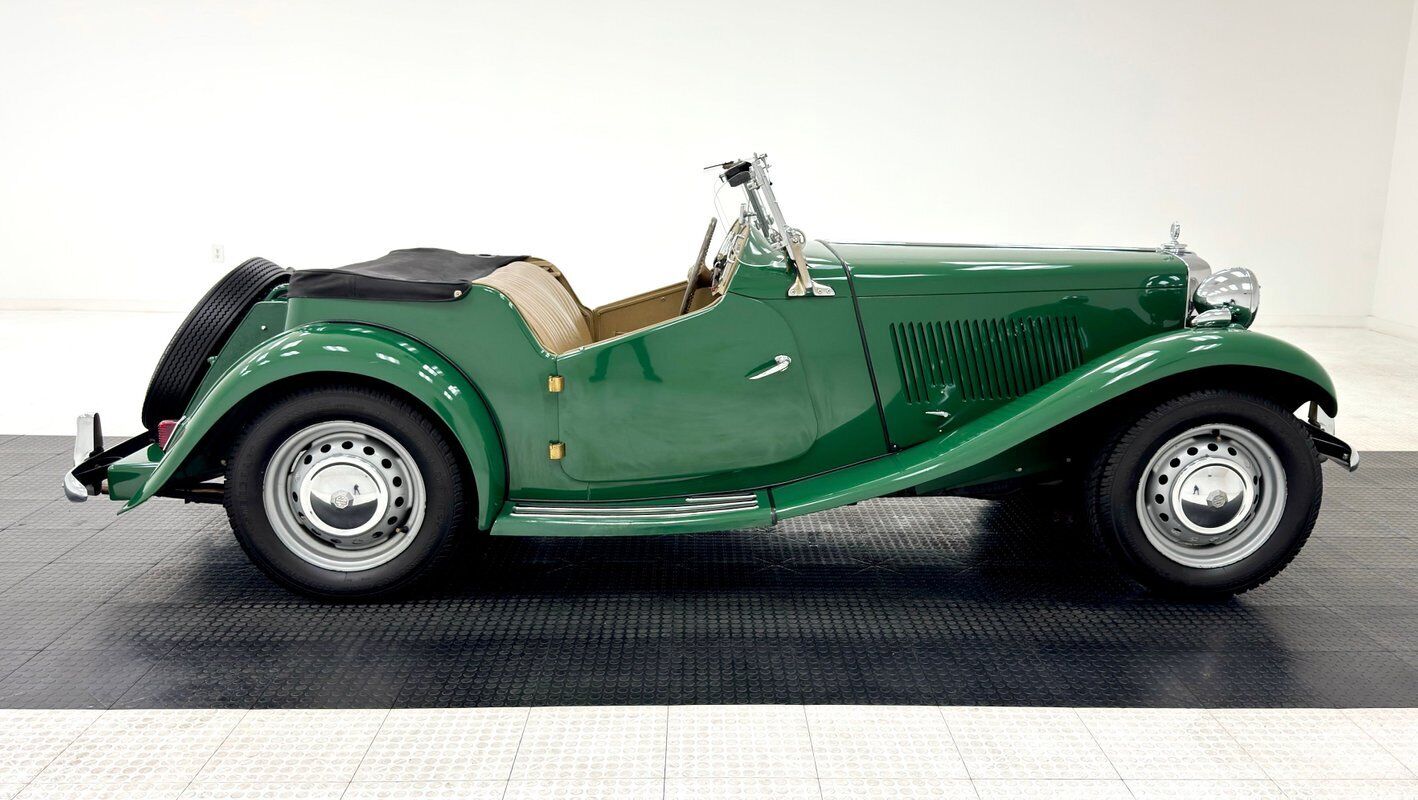 MG-T-Series-Cabriolet-1952-8