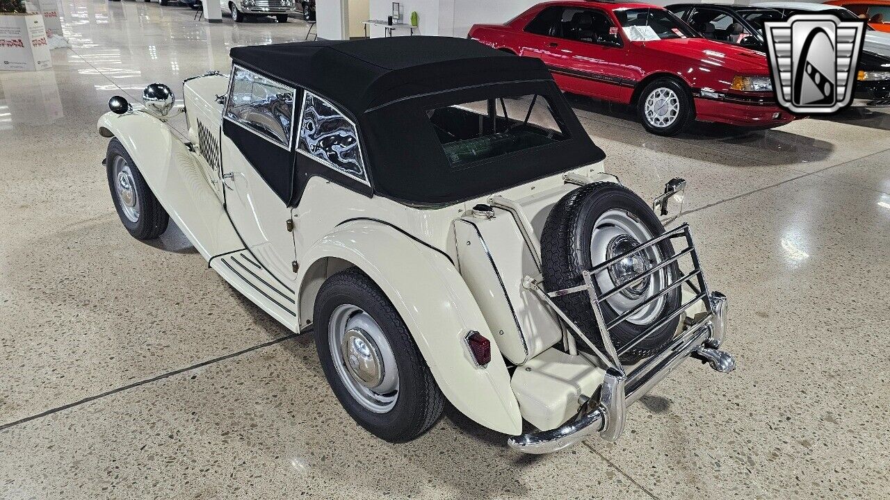 MG-T-Type-Cabriolet-1950-3