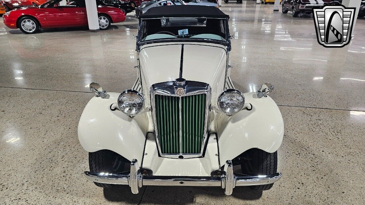 MG-T-Type-Cabriolet-1950-6