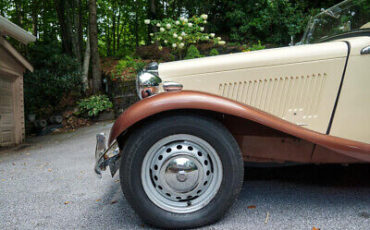 MG-TD-Cabriolet-1951-3