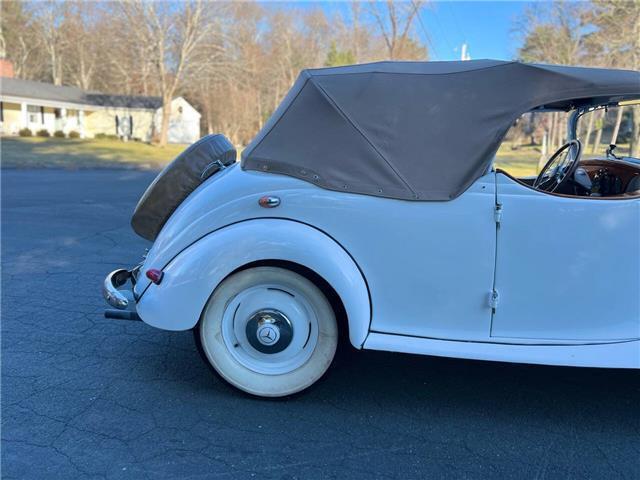 Mercedes-Benz-170-Cabriolet-1939-11