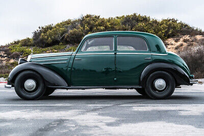 Mercedes-Benz-170-S-Berline-1951-3