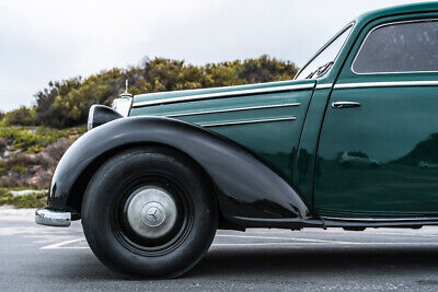 Mercedes-Benz-170-S-Berline-1951-4