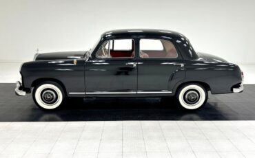 Mercedes-Benz-180D-Berline-1957-1