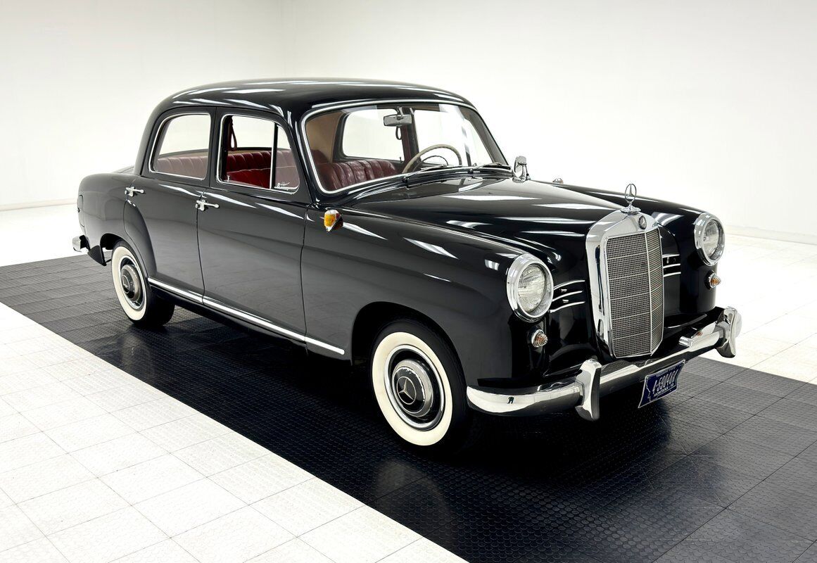 Mercedes-Benz-180D-Berline-1957-6