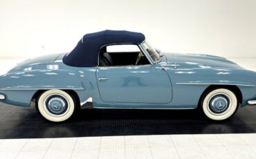 Mercedes-Benz-190-Series-Cabriolet-1960-8