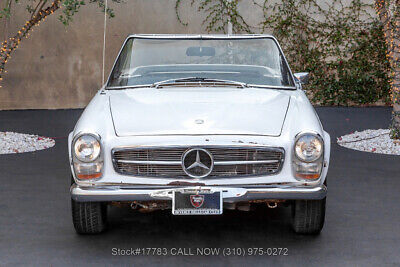 Mercedes-Benz-200-Series-1968-1